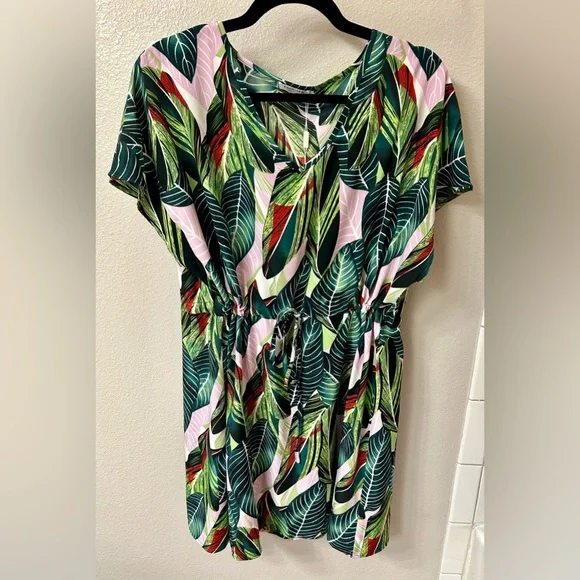 Women's Island Flower Cover Up and Bech Dress - Picture 3 of 6